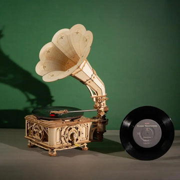 Gramophone à manivelle